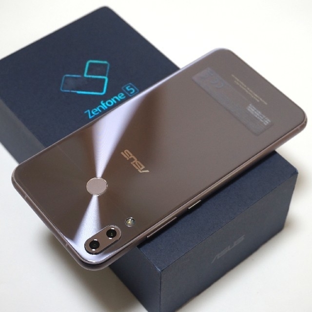 スマートフォン本体美品 SIMフリー ASUS ZenFone 5 (ZE620KL) 64 GB