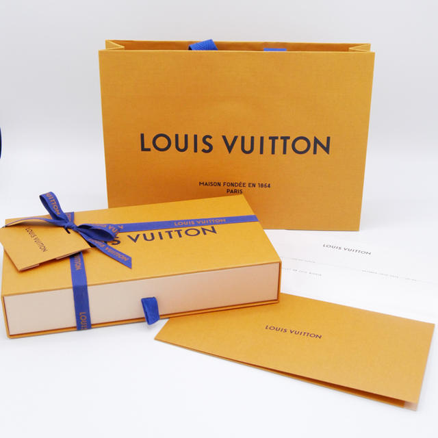 LOUIS VUITTON(ルイヴィトン)の新品・未使用 ルイヴィトンキャットグラム ジッピーウォレット M63875 レディースのファッション小物(財布)の商品写真