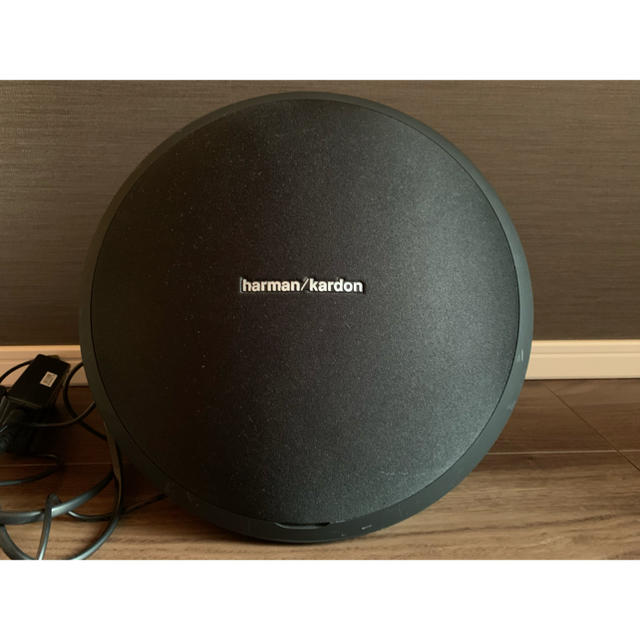 Bluetoothスピーカー　harman/kardon ハーマンカードン スマホ/家電/カメラのオーディオ機器(スピーカー)の商品写真