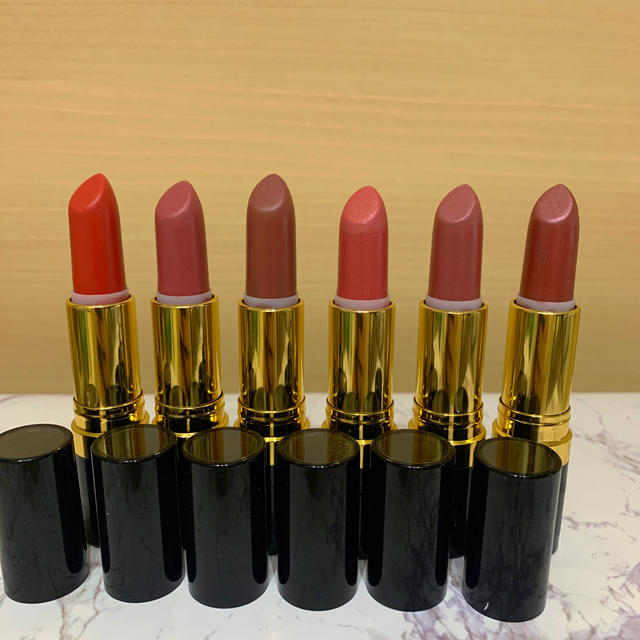 REVLON(レブロン)の【6本セット】Revlon スーパーラストラス リップスティック コスメ/美容のベースメイク/化粧品(口紅)の商品写真