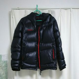 マムート(Mammut)のMAMMUT ATLUS Hooded Down asia Lサイズ(登山用品)