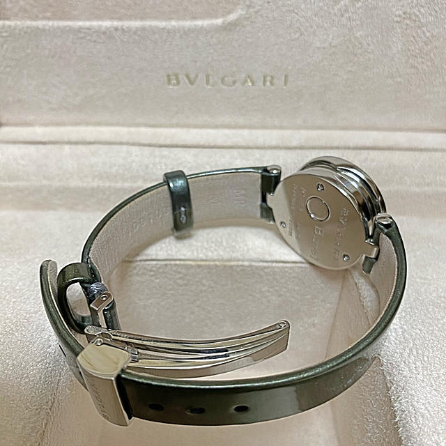 BVLGARI(ブルガリ)のBVLGARI B-Zero1  ブルガリ　ビーゼロワン　ピンクシェル　美品 レディースのファッション小物(腕時計)の商品写真