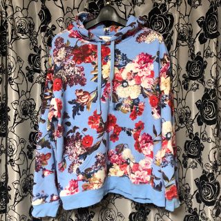 エイチアンドエム(H&M)の【SALE】H&M 裏起毛　花柄パーカー　Mサイズ(トレーナー/スウェット)