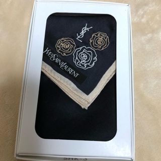 サンローラン(Saint Laurent)の【新品】イヴ・サンローラン　ハンカチ　YSL 箱入り(ハンカチ)