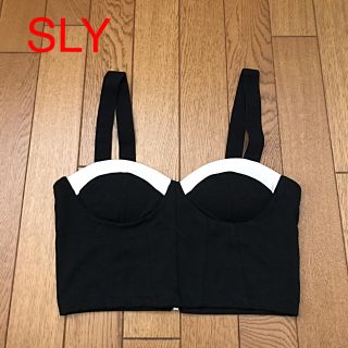 スライ(SLY)のSLY ビスチェ 美品(ベアトップ/チューブトップ)