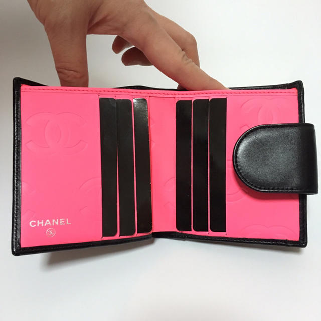 CHANEL(シャネル)のシャネル　二つ折りがま口財布　カンボンライン　美品 レディースのファッション小物(財布)の商品写真