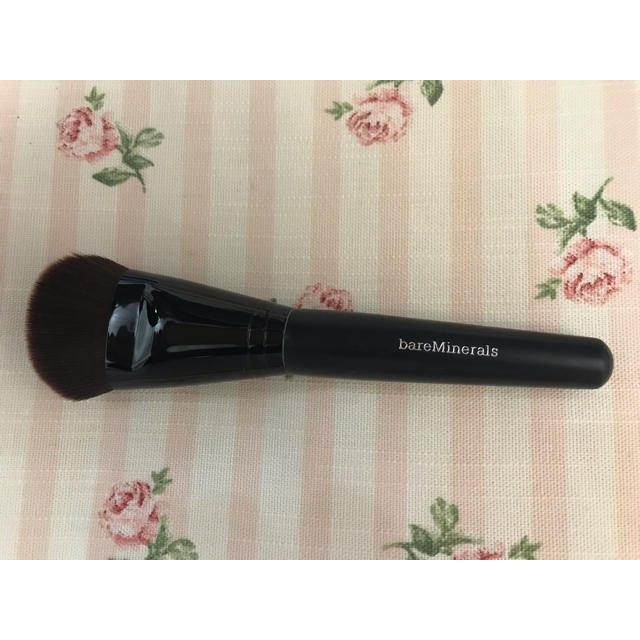 bareMinerals(ベアミネラル)のベアミネラル ファンデーション用ブラシ コスメ/美容のメイク道具/ケアグッズ(ブラシ・チップ)の商品写真