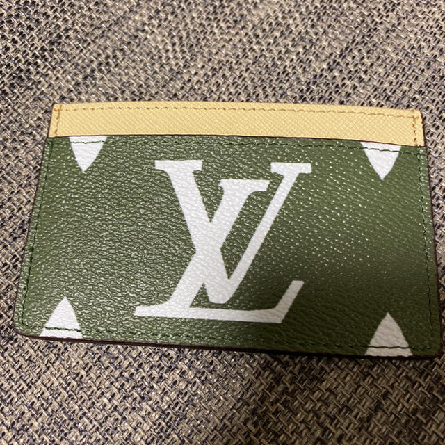 LOUIS VUITTON(ルイヴィトン)のカードケース レディースのファッション小物(名刺入れ/定期入れ)の商品写真