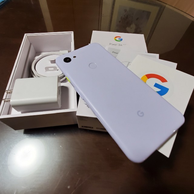 ANDROID(アンドロイド)のPixel3aXL 日本版SIMﾌﾘｰ ケース2つ付 Purple ish スマホ/家電/カメラのスマートフォン/携帯電話(スマートフォン本体)の商品写真