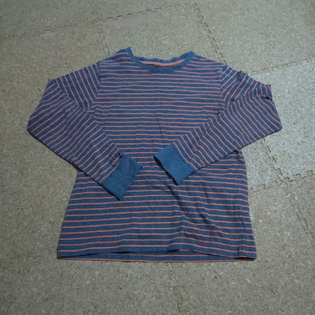 UNIQLO(ユニクロ)のユニクロ　ロングTシャツ　ボーダー キッズ/ベビー/マタニティのキッズ服男の子用(90cm~)(Tシャツ/カットソー)の商品写真