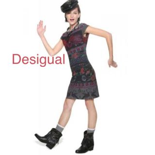 デシグアル(DESIGUAL)の新品　定価15900円　デシグアル　柄ワンピース　S、M、 Lほか　大特価‼️(その他)