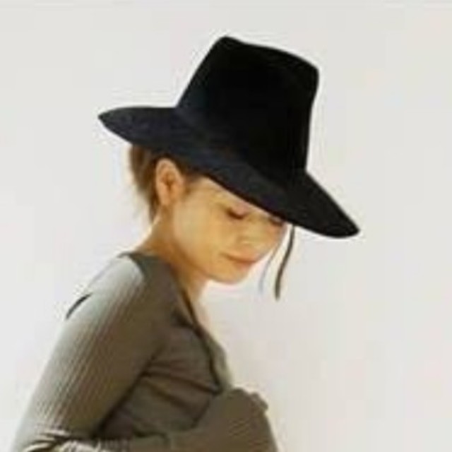 DEUXIEME CLASSE(ドゥーズィエムクラス)のJANESSA LEONE　HAT with PIN　ブラック レディースの帽子(ハット)の商品写真