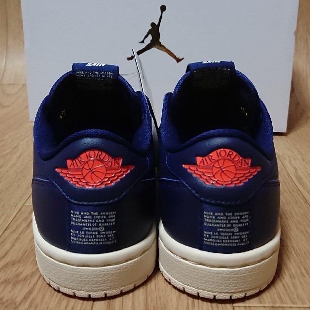 【25.0】 NIKE WMNS AIR JORDAN 1 RET LOW 1