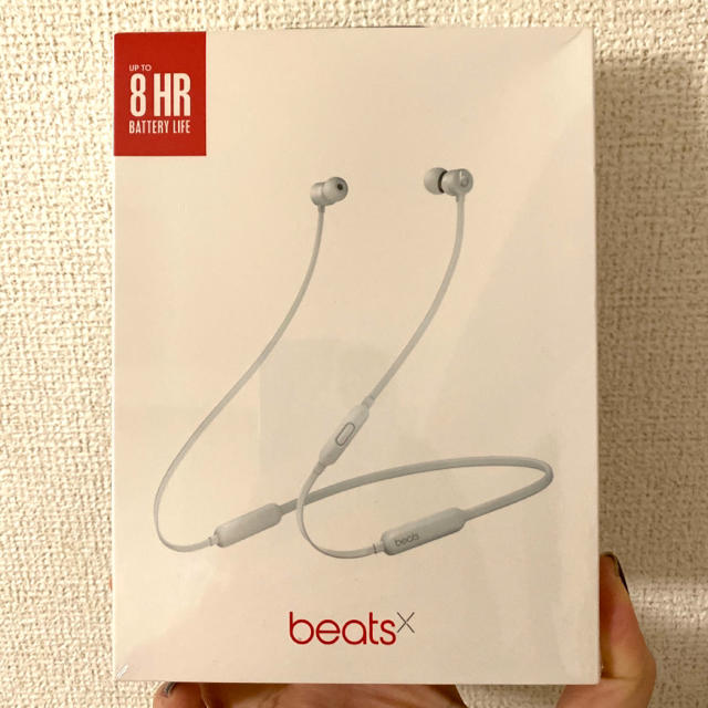 Apple(アップル)のbeatsx イヤホン スマホ/家電/カメラのオーディオ機器(ヘッドフォン/イヤフォン)の商品写真