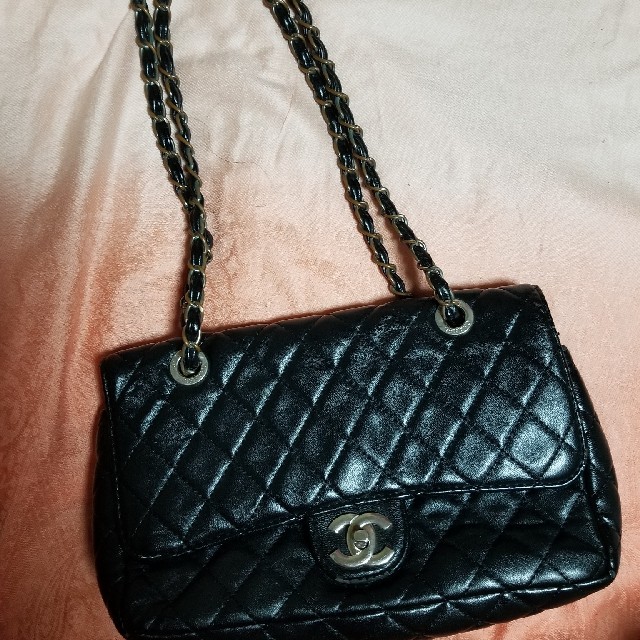 CHANEL(シャネル)の☆　CHANEL　☆ レディースのバッグ(ショルダーバッグ)の商品写真