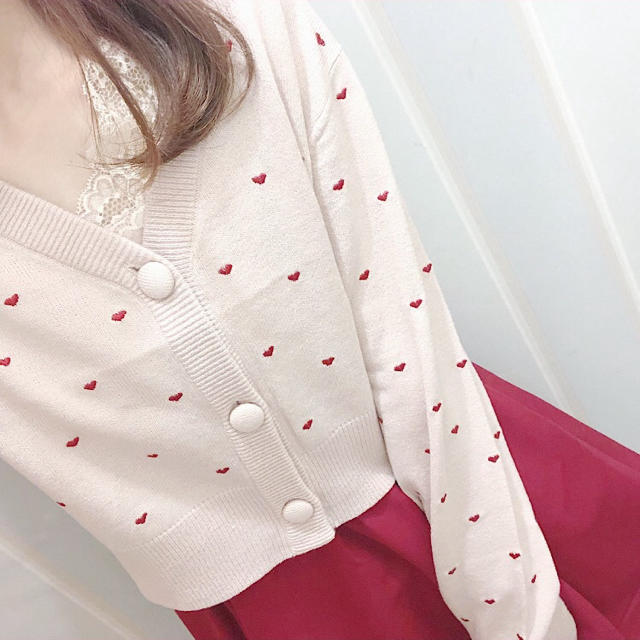 evelyn(エブリン)の着るだけで可愛いハート刺繍カーデ♡ガーリーコーデに♡レースインナーで大人可愛く♡ レディースのトップス(カーディガン)の商品写真