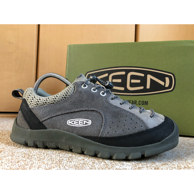 KEEN(キーン)のKEEN ジャスパー ロックス アスファルト　 レディースの靴/シューズ(スニーカー)の商品写真