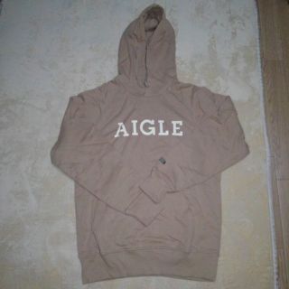 エーグル(AIGLE)のパーカー(パーカー)