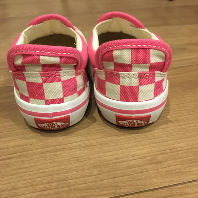 VANS(ヴァンズ)のvans スリッポン　スニーカー キッズ/ベビー/マタニティのキッズ靴/シューズ(15cm~)(スニーカー)の商品写真