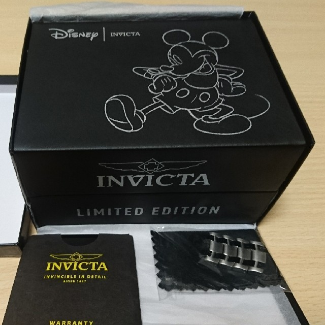 INVICTA(インビクタ)のINVICTA ディズニーリミテッドエディション  メンズの時計(腕時計(アナログ))の商品写真