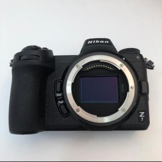 ニコン(Nikon)のNikon Z7 新品同様(ミラーレス一眼)