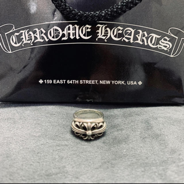 CHROME HEARTS Floral Cross Ring