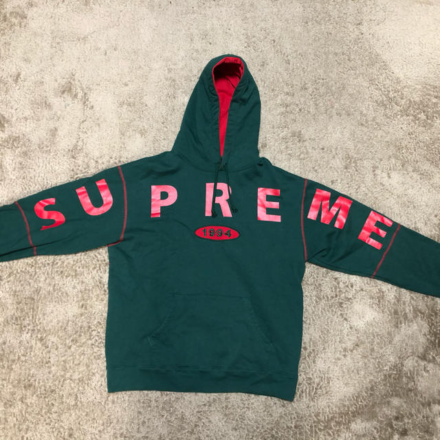 値下げSupreme Spread Logo Hooded Sweatshirt