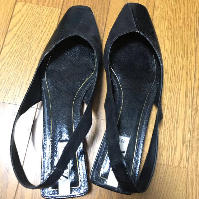 ZARA(ザラ)のZARA バックストラップパンプス　40 レディースの靴/シューズ(ハイヒール/パンプス)の商品写真