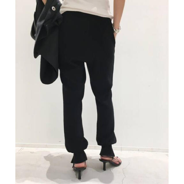 L'Appartement DEUXIEME CLASSE(アパルトモンドゥーズィエムクラス)の未使用 L'Appartement コル ピエロ　Rib Pants 36 レディースのパンツ(カジュアルパンツ)の商品写真