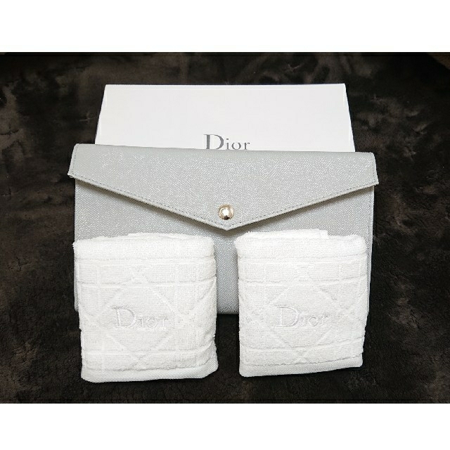 Dior(ディオール)のDior ディオール ノベルティ クラッチバッグ&タオルセット レディースのバッグ(クラッチバッグ)の商品写真