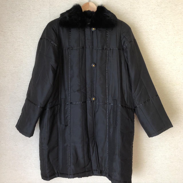 襟ファー付き　ロングコート レディースのジャケット/アウター(ロングコート)の商品写真