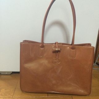 ロンシャン(LONGCHAMP)のLongchamp エナメルバック(ハンドバッグ)