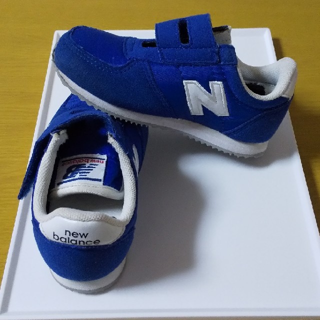 New Balance(ニューバランス)の美品！new balance ニューバランス スニーカー 14cm キッズ/ベビー/マタニティのベビー靴/シューズ(~14cm)(スニーカー)の商品写真