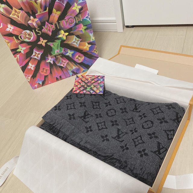 LOUIS VUITTON(ルイヴィトン)のmimi様専用 メンズのファッション小物(マフラー)の商品写真