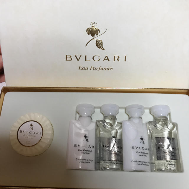 BVLGARI(ブルガリ)のmaaaam様専用　アーカイブ13点セット＋ブルガリ　アメニティー　箱付き コスメ/美容のヘアケア/スタイリング(シャンプー)の商品写真