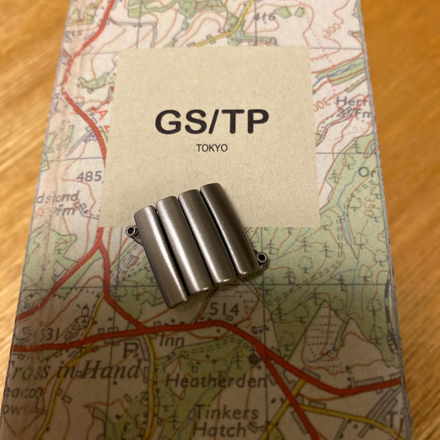 【専用】gstp バンドのコマ メンズの時計(金属ベルト)の商品写真