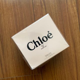 クロエ(Chloe)のChloe クロエ　オードパルファム　50ml 新品未使用(香水(女性用))