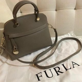 フルラ(Furla)の《完売商品》FURLA パイパー　ベージュ　(ショルダーバッグ)