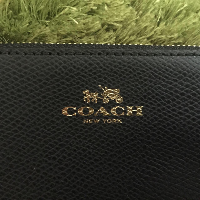 COACH(コーチ)の新品未使用🌟coachブラックポーチ レディースのファッション小物(ポーチ)の商品写真