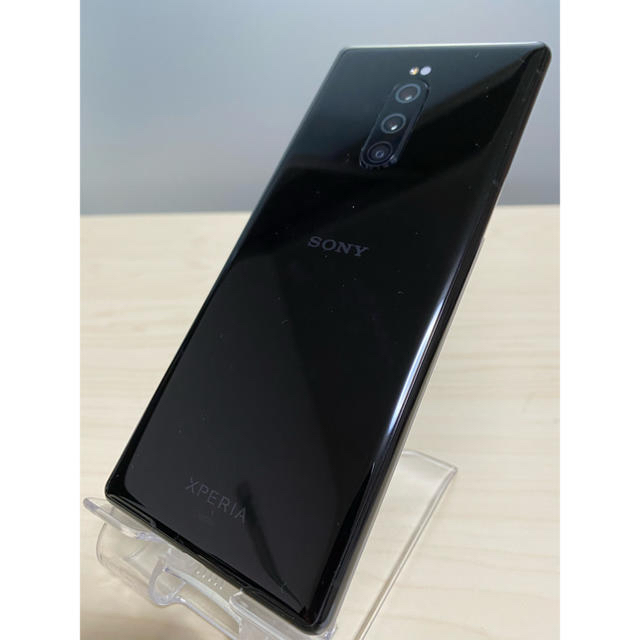 SONY(ソニー)のSIMロック解除済 au SOV40 Xperia 1 ブラック ◯ ケース付 スマホ/家電/カメラのスマートフォン/携帯電話(スマートフォン本体)の商品写真