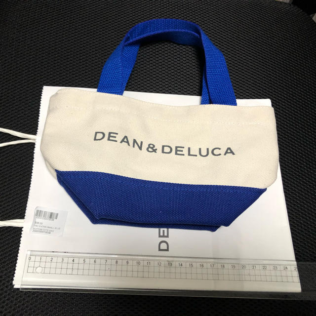 DEAN & DELUCA(ディーンアンドデルーカ)のDEAN &DELUCA 限定 トートバック Sサイズ 新品未使用 レディースのバッグ(トートバッグ)の商品写真