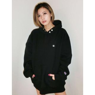 エモダ(EMODA)のゆう様専用　EMODA×Champion コラボパーカー(パーカー)