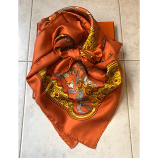 エルメス(Hermes)の専用　美品　エルメスアイコンカラー　オレンジ　エルメス　スカーフ　カレ90(バンダナ/スカーフ)