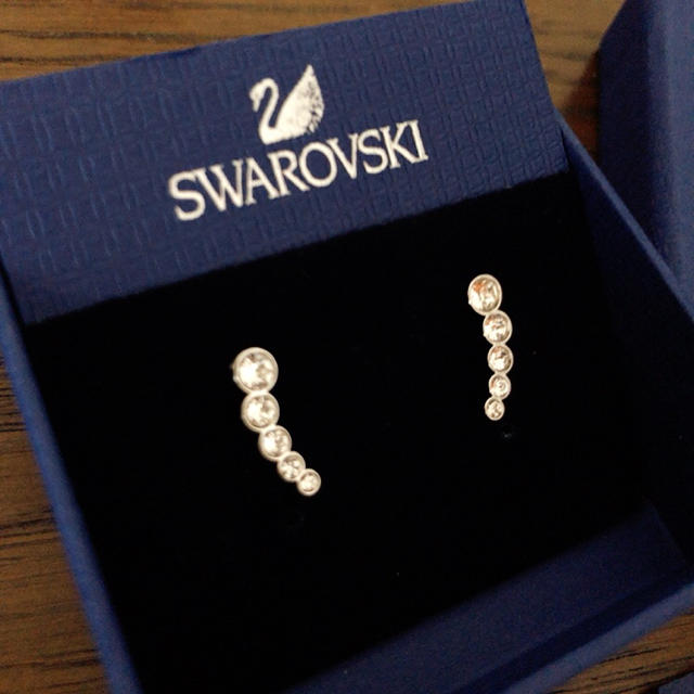 SWAROVSKI(スワロフスキー)のスワロフスキー ピアス レディースのアクセサリー(ピアス)の商品写真