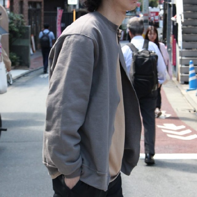 COMOLI(コモリ)のlady white co split crew cardigan tue10 メンズのトップス(カーディガン)の商品写真