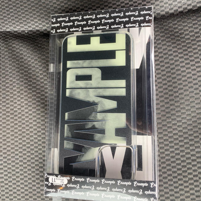 example iPhone case エグザンプル