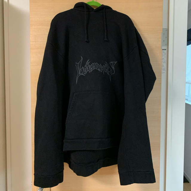 vetements パーカー