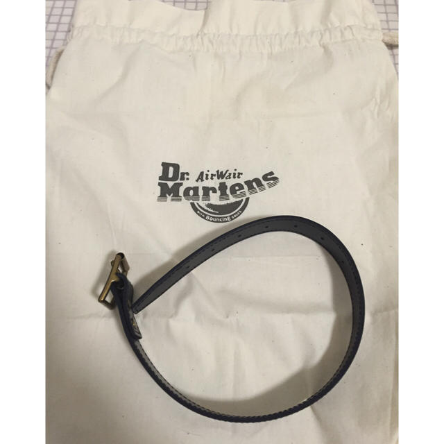 Dr.Martens(ドクターマーチン)のDr.Martens レザーサッチェル レディースのバッグ(ショルダーバッグ)の商品写真