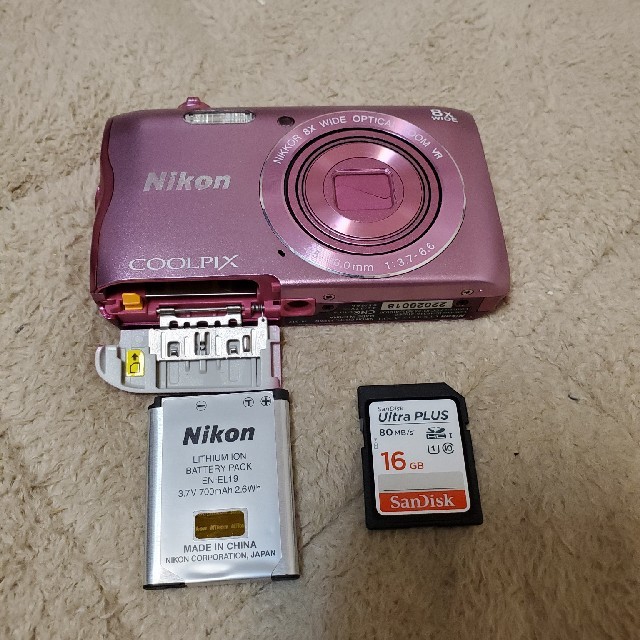 Nikon(ニコン)のNikon coolpix a300 スマホ/家電/カメラのカメラ(コンパクトデジタルカメラ)の商品写真