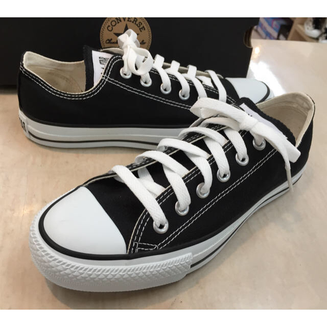 CONVERSE(コンバース)のCONVERSEコンバース キャンバス オールスターOX 22.5cm 人気定番 レディースの靴/シューズ(スニーカー)の商品写真